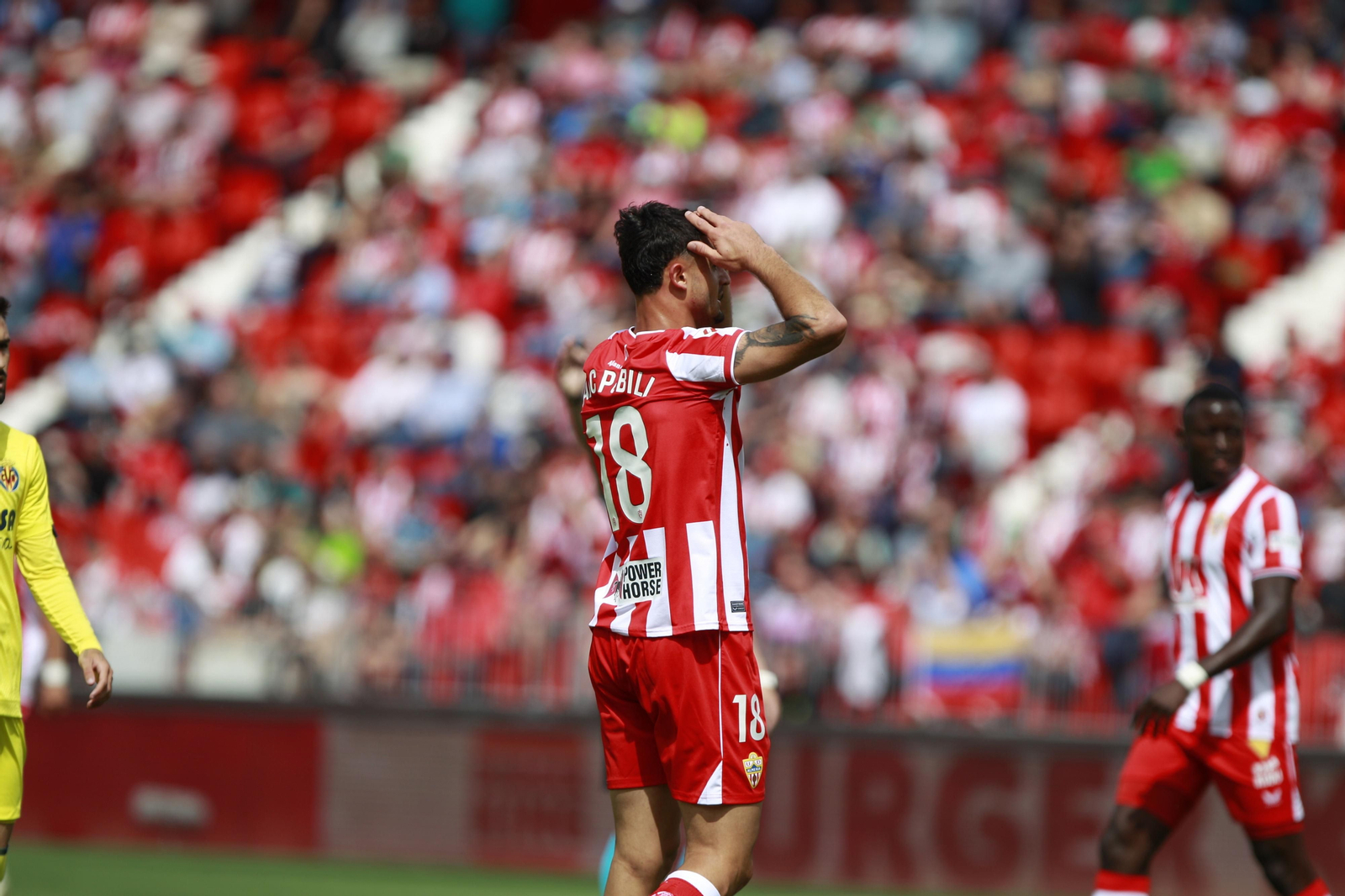 Las mejores imágenes del partido de fútbol U.D. Almería-Villarreal C.F.