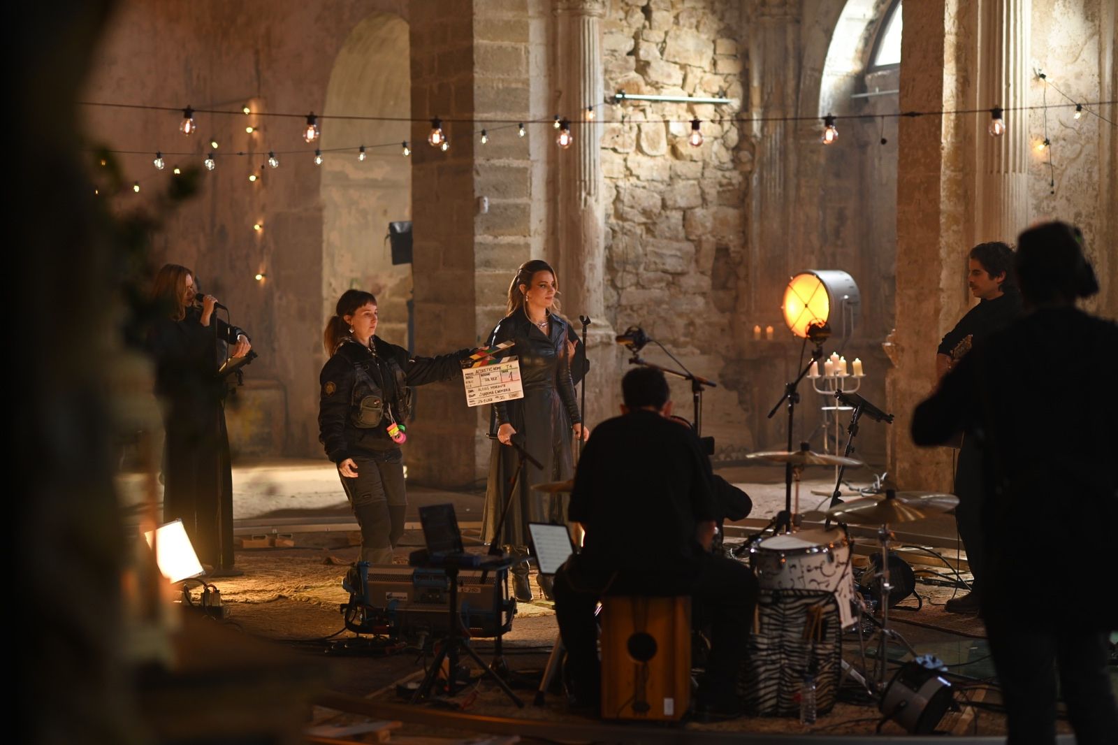 El templo desacralizado se ha convertido en plató para la grabación del programa 'Acoustic Home'.