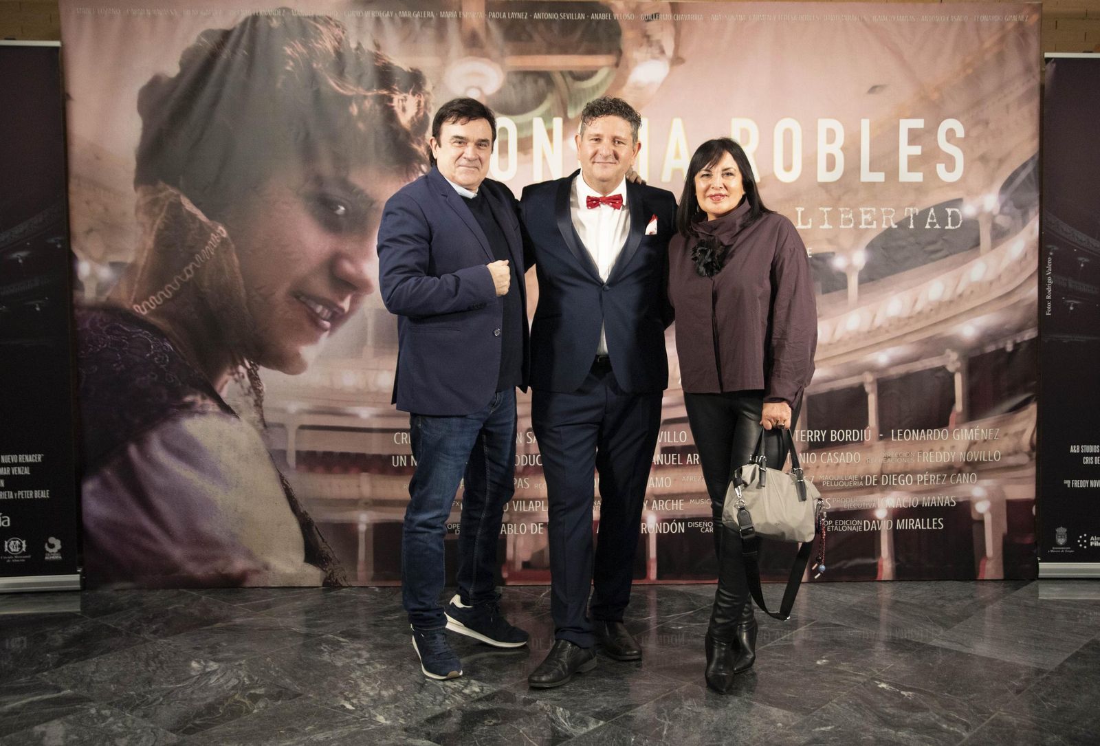 El estreno en Almería del largometraje documental "Concha Robles", en imágenes