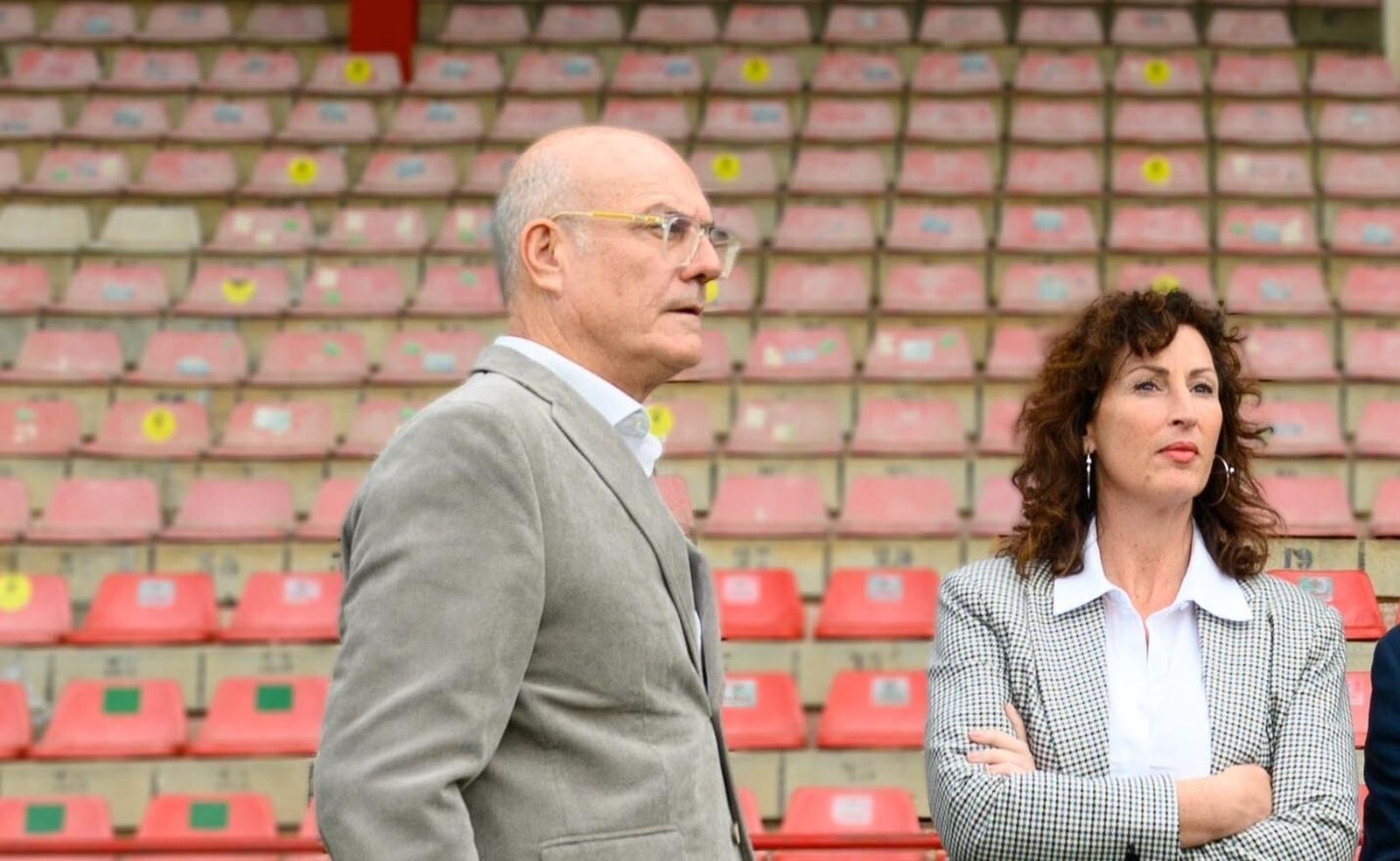 La alcaldesa, en el Estadio Juan Rojas de Almería