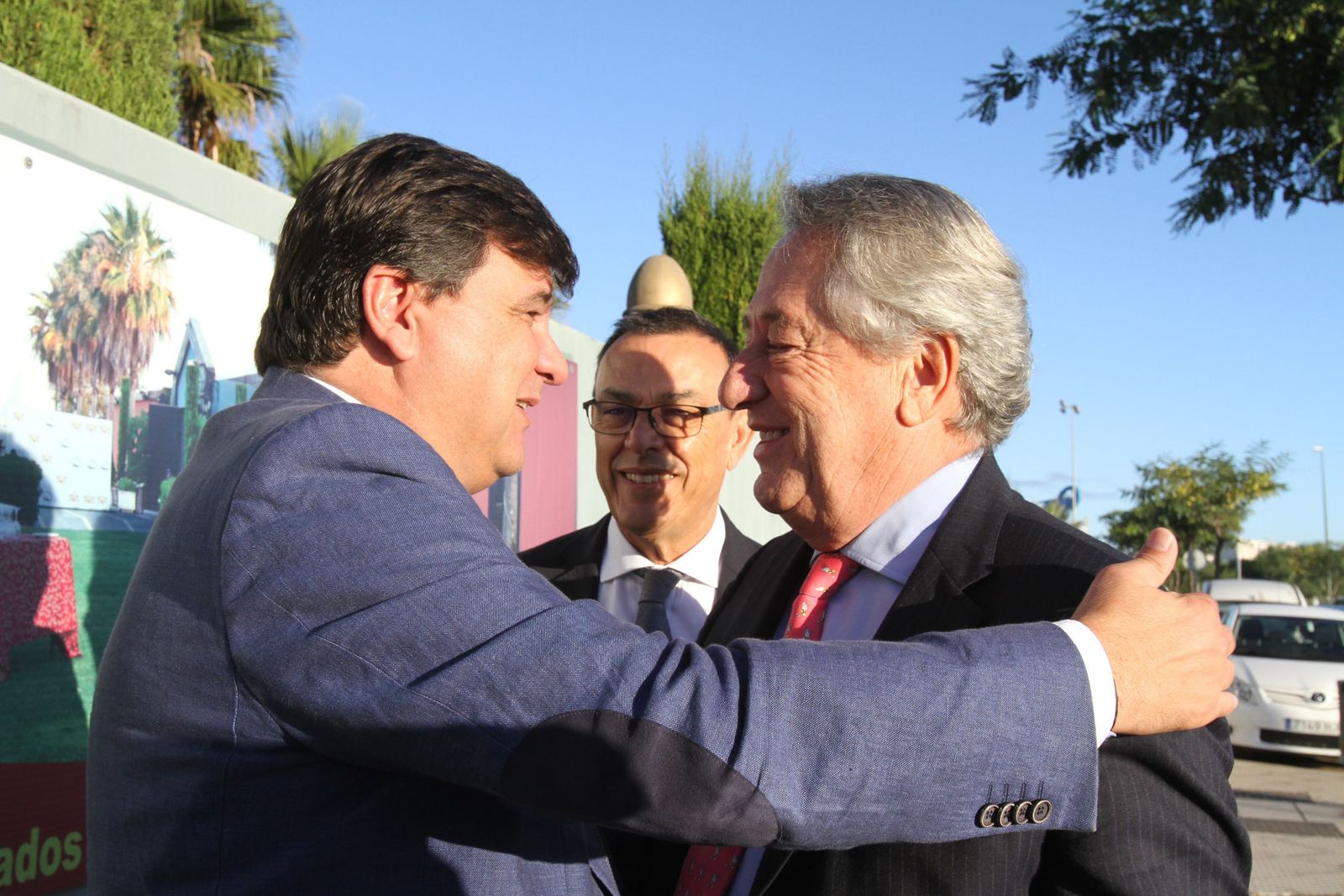 Imágenes del Desayuno Informativo del Grupo Joly con Javier Targhetta