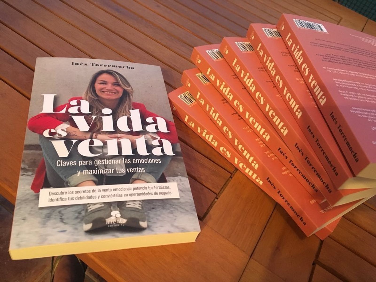 Ejemplares de la obra.