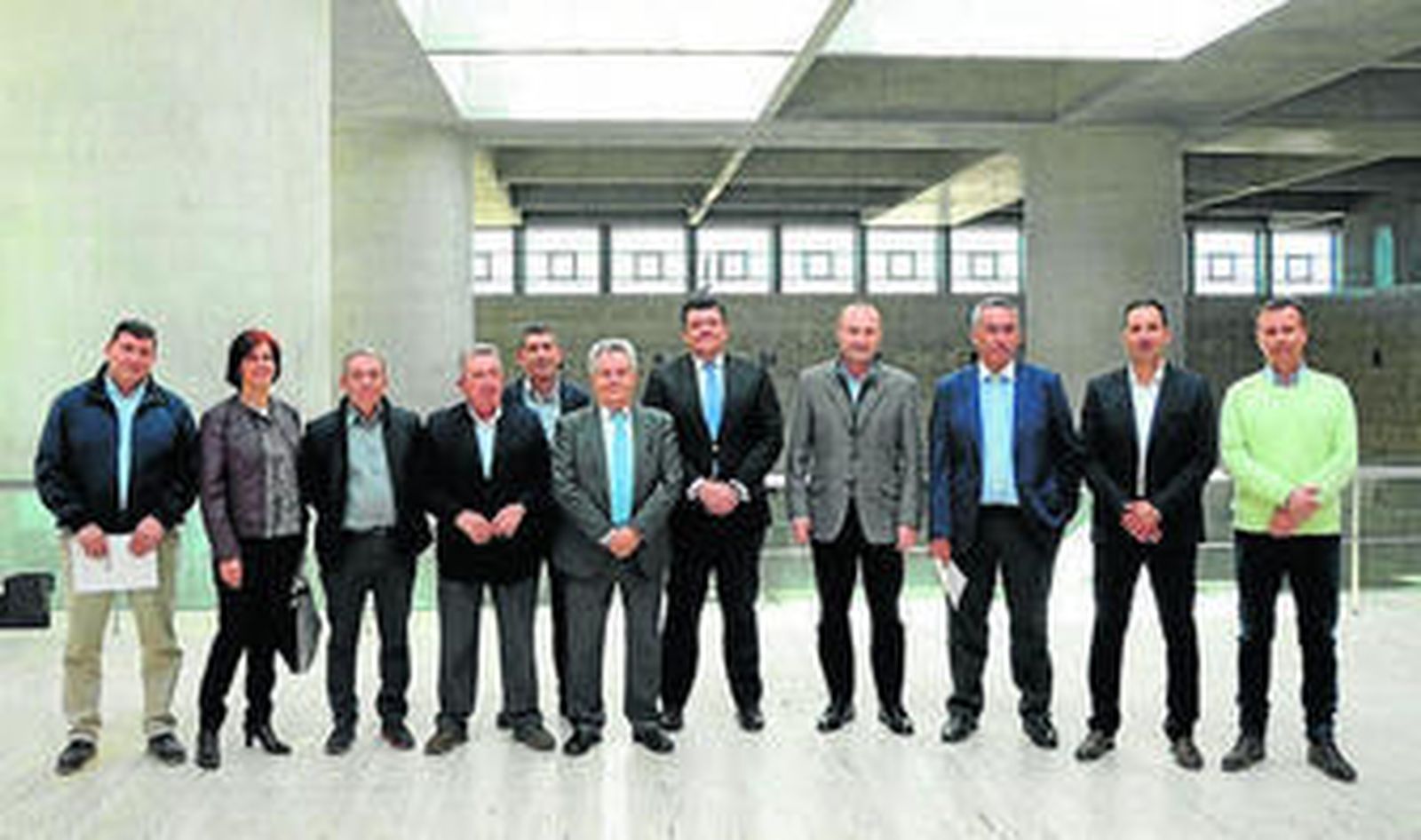 La entidad renovó ayer convenios con diez GDR de Granada y Jaén.