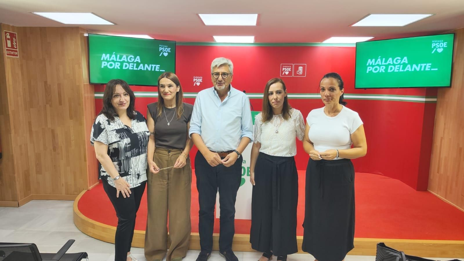 'La CUME nos une' en la sede del PSOE en Málaga.