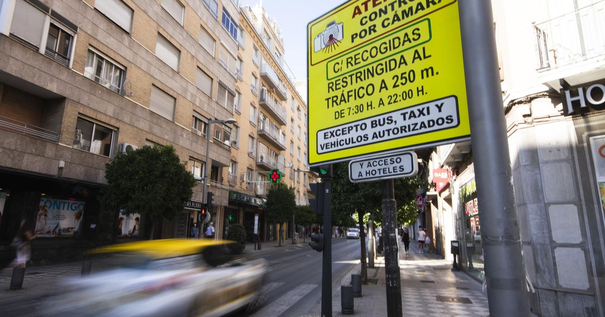 Granada Central: la zona de bajas emisiones se implantará en enero