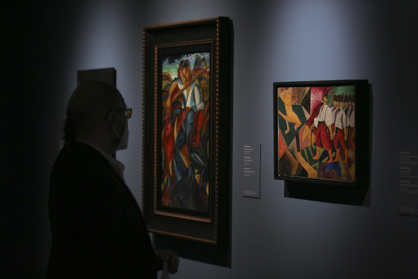 El Museo Ruso de Málaga estrena tres nuevas exposiciones, en fotos