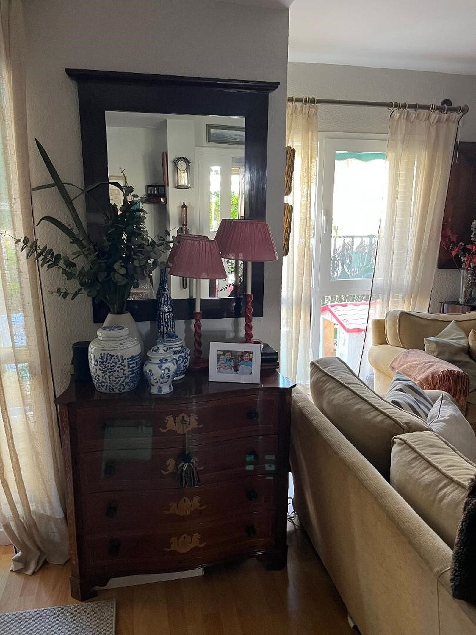 De andar por casa: las imágenes de la casa de Fuentebravía