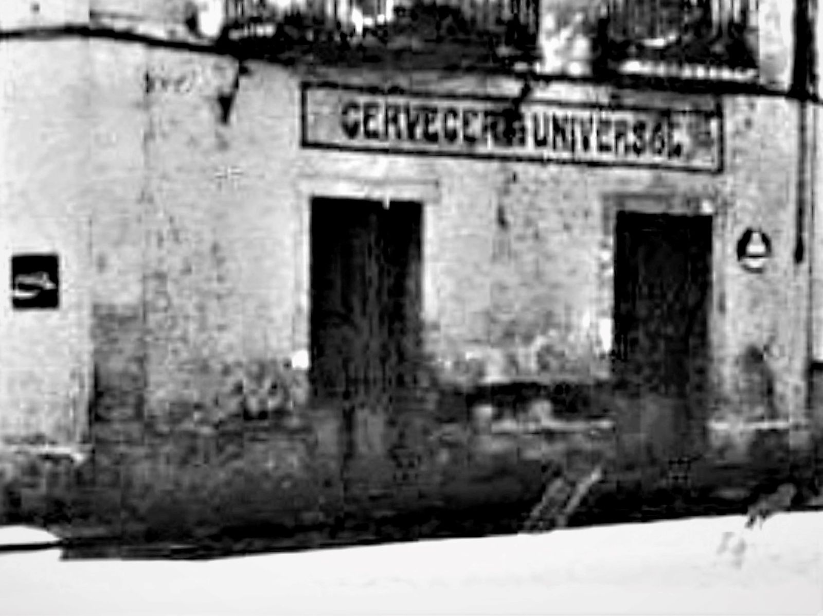 Cervecería Universal, esquina calle Larga con Soria.