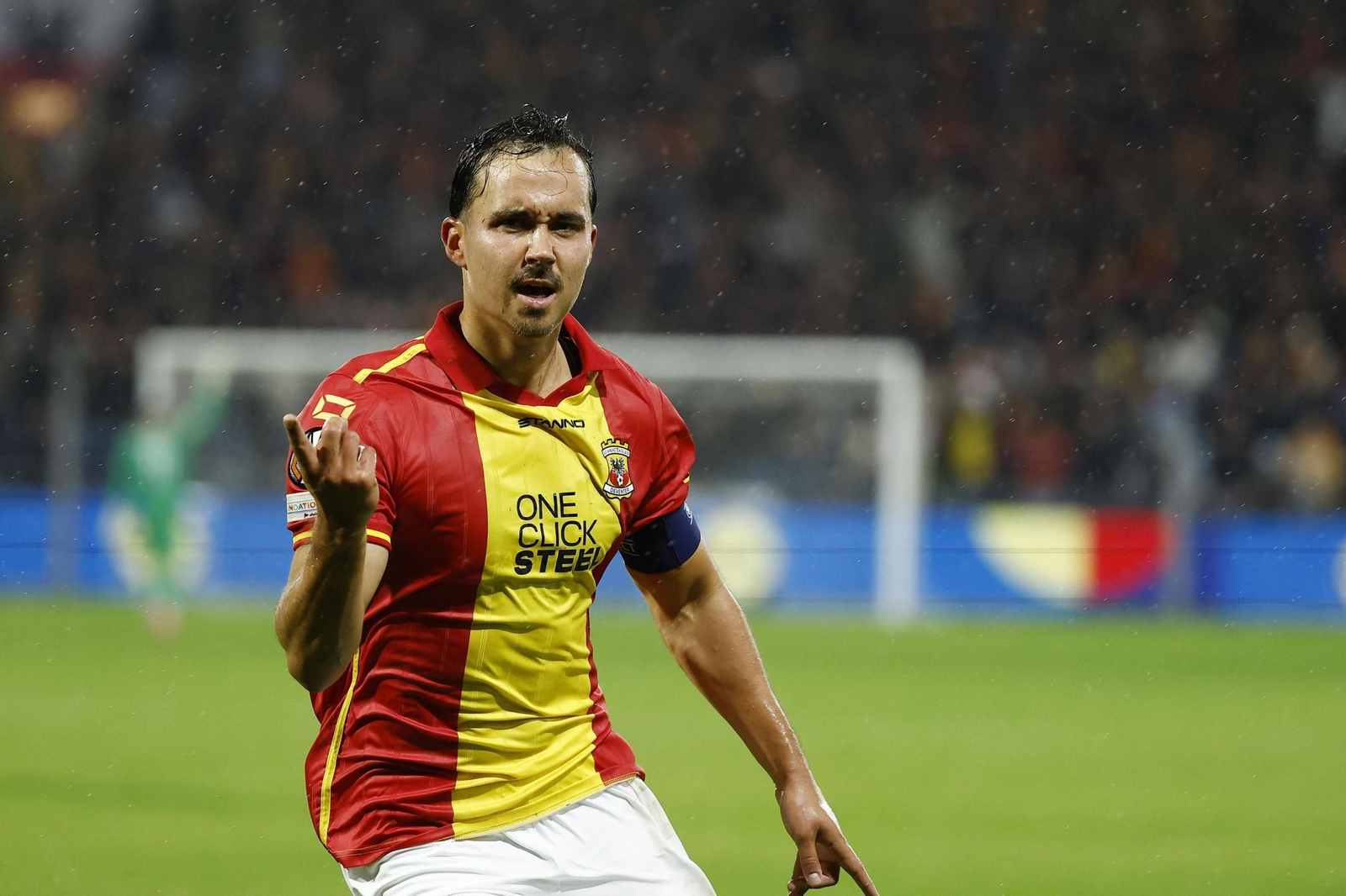 Go Ahead Eagles-Aston Villa (21).jpg