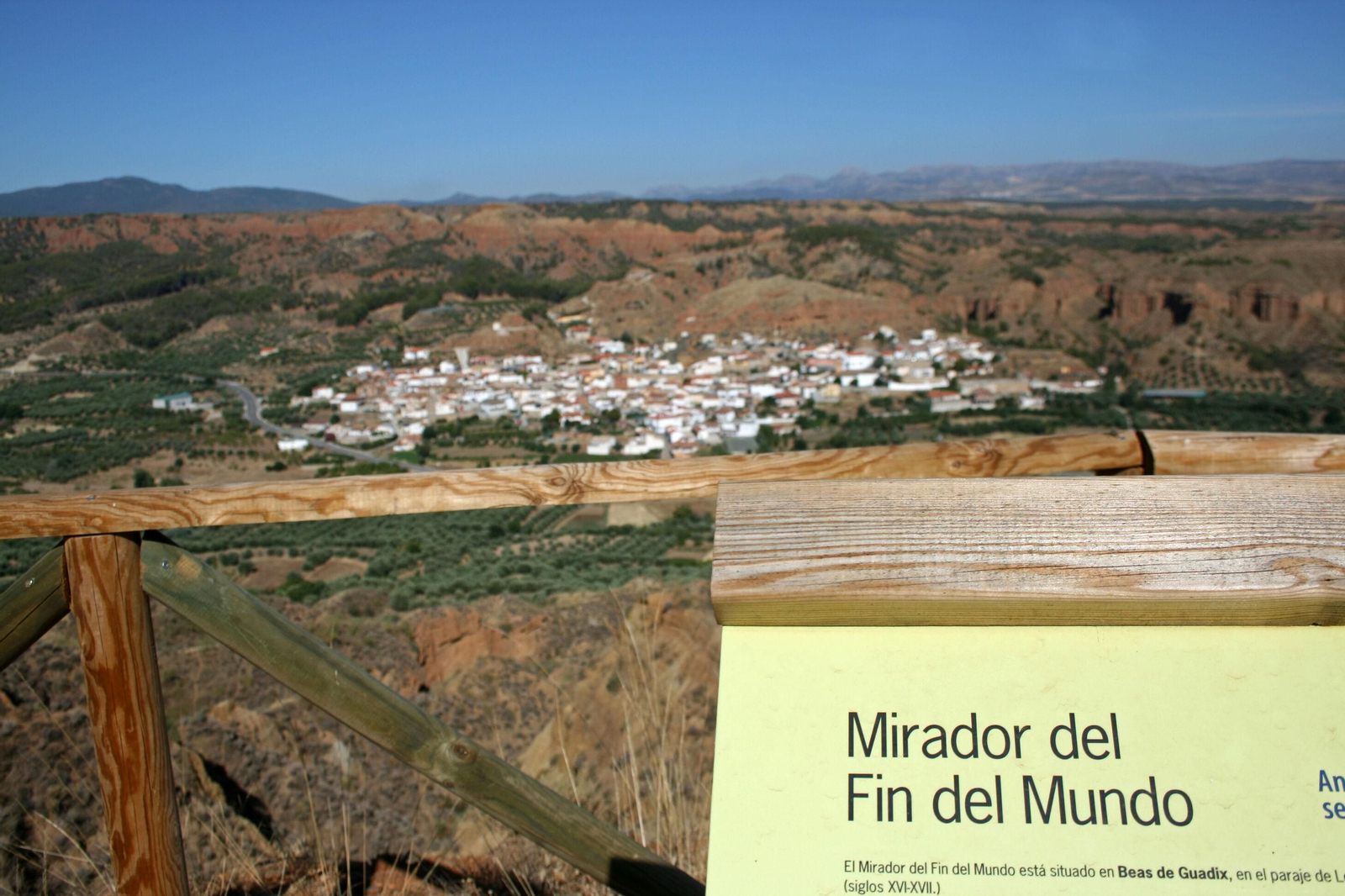 20 años en la provincia: la Granada de 'minicapitales’, despoblación y futuro