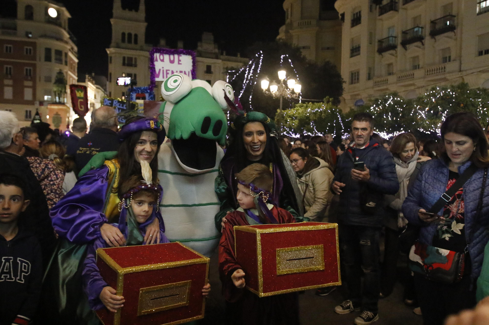 El Córdoba CF y las carteras reales del Cristo de Gracia, en imágenes