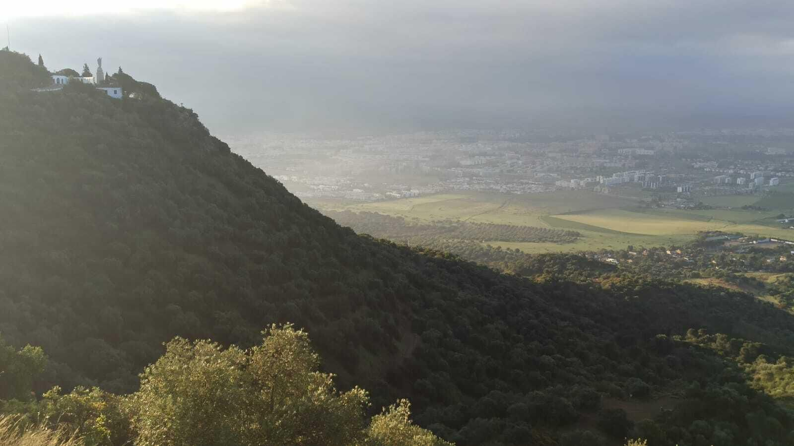 Vista de las Ermitas, con Córdoba al fondo.