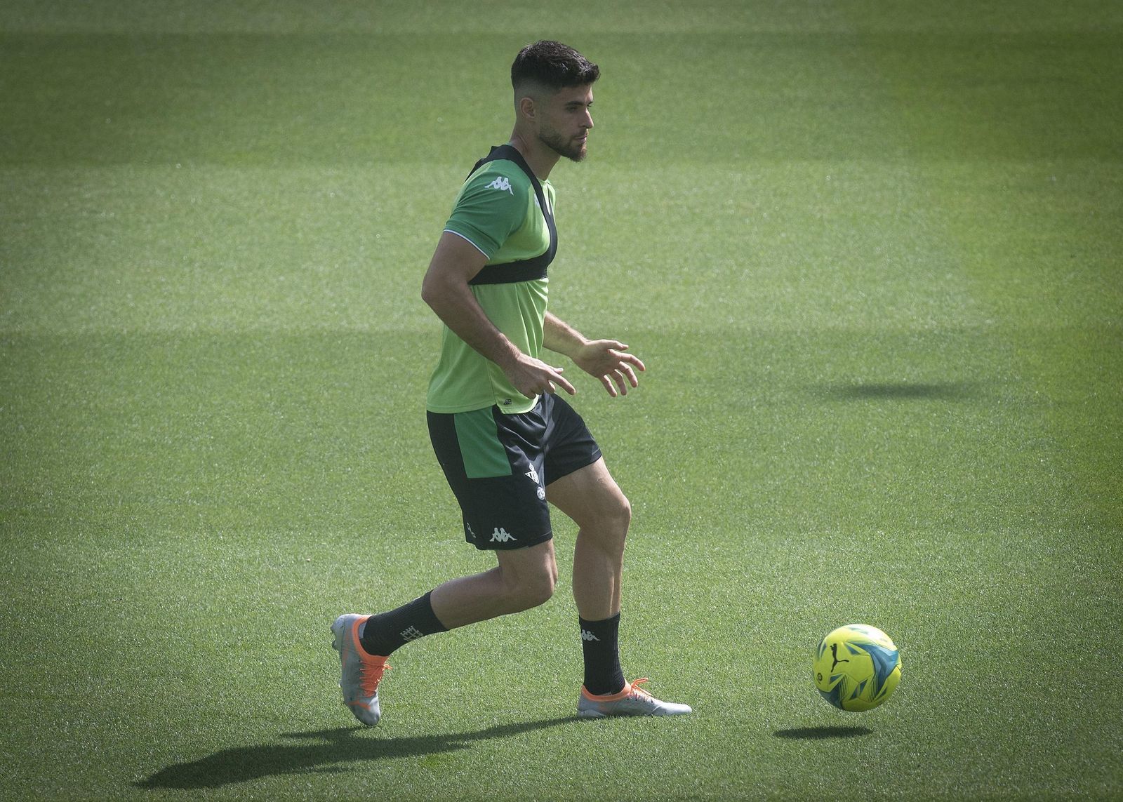 Kike Hermoso, en el entrenamiento de este sábado en el Villamarín.