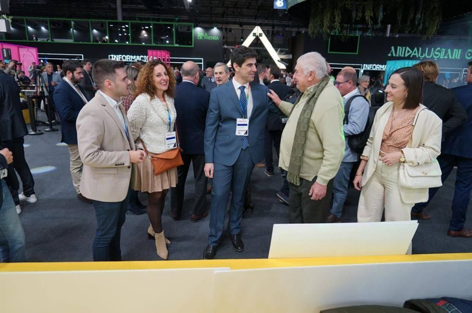 Francisco Santos, alcalde de Coín, en Fitur.