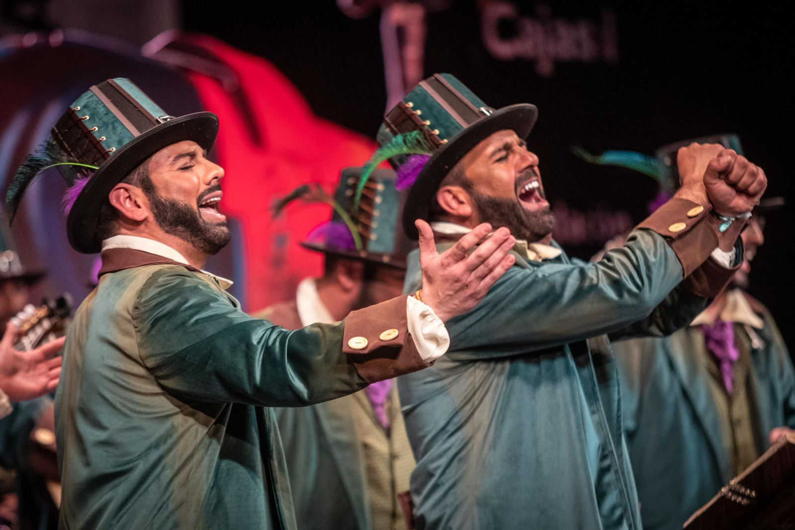 Comparsa 'Los vendehumo' sobre las tablas del Falla