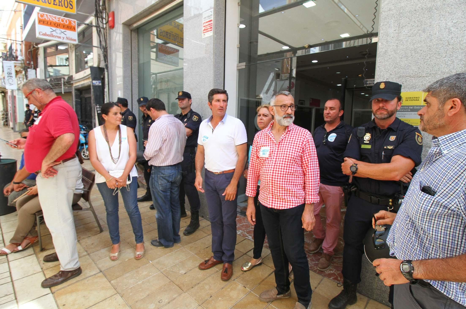 Imágenes de la manifestación para pedir agua y tierra para los regadíos del Condado.