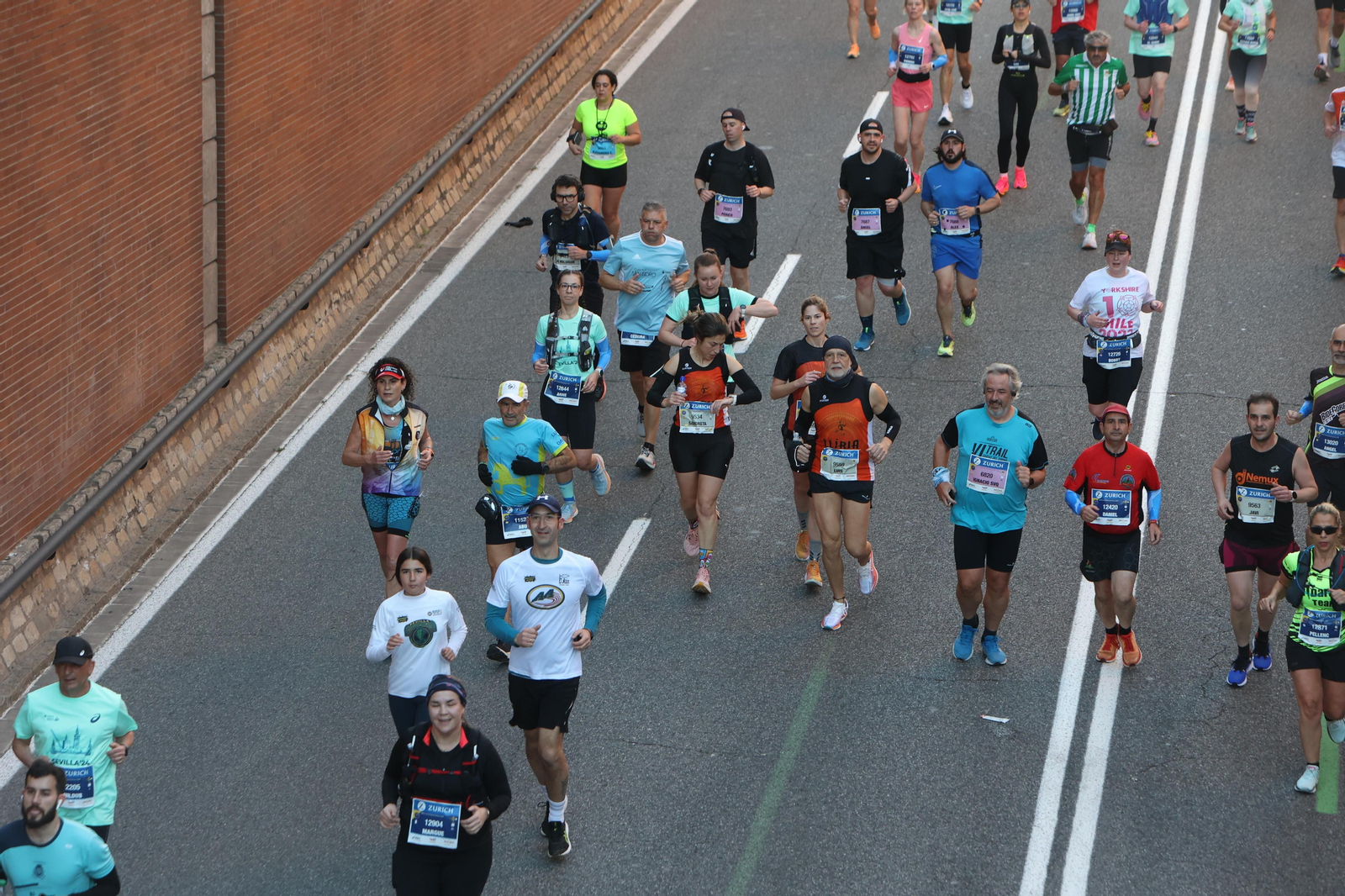 Búscate en la Zurich maratón de Sevilla