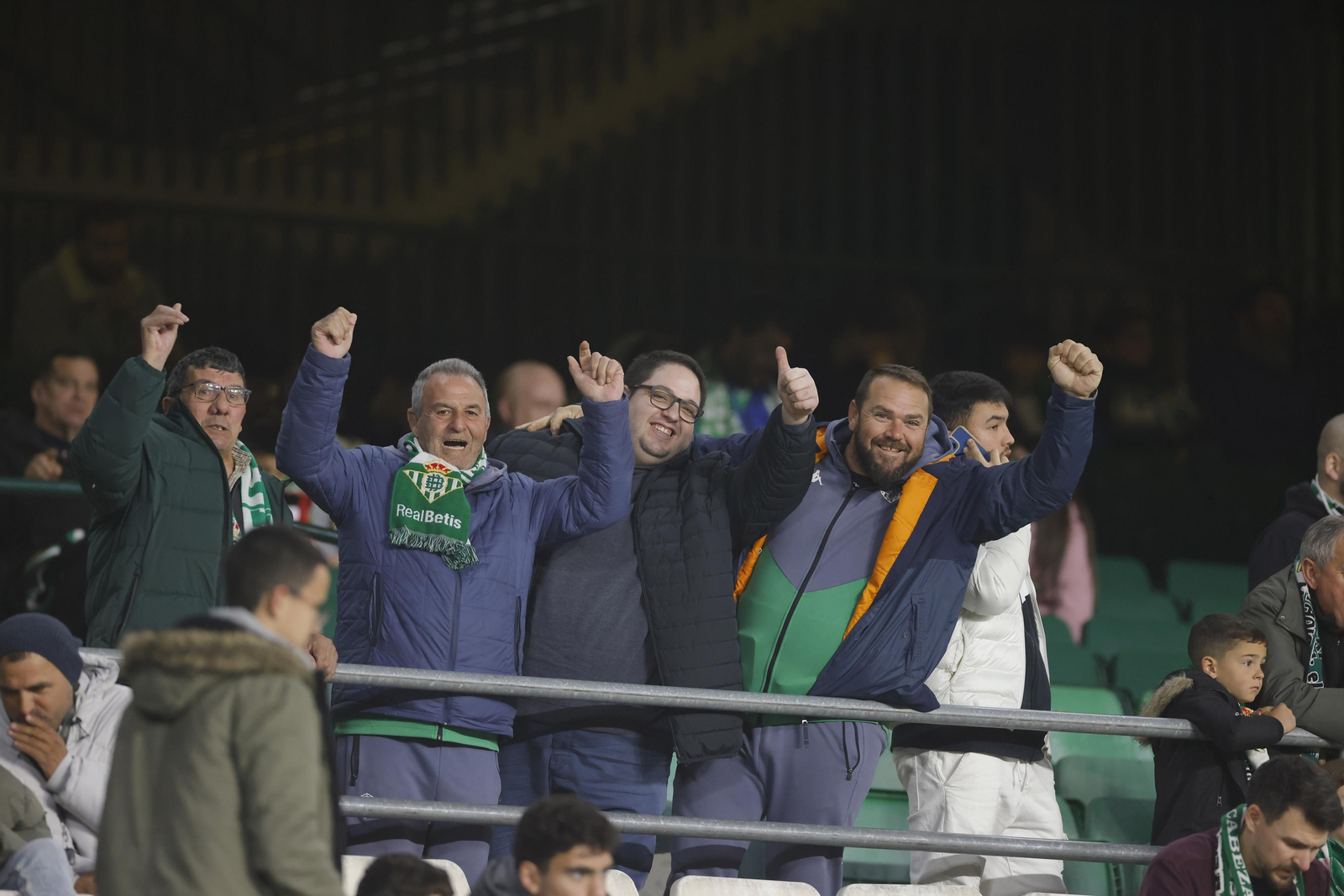 Búscate en las fotos del Betis-Celta