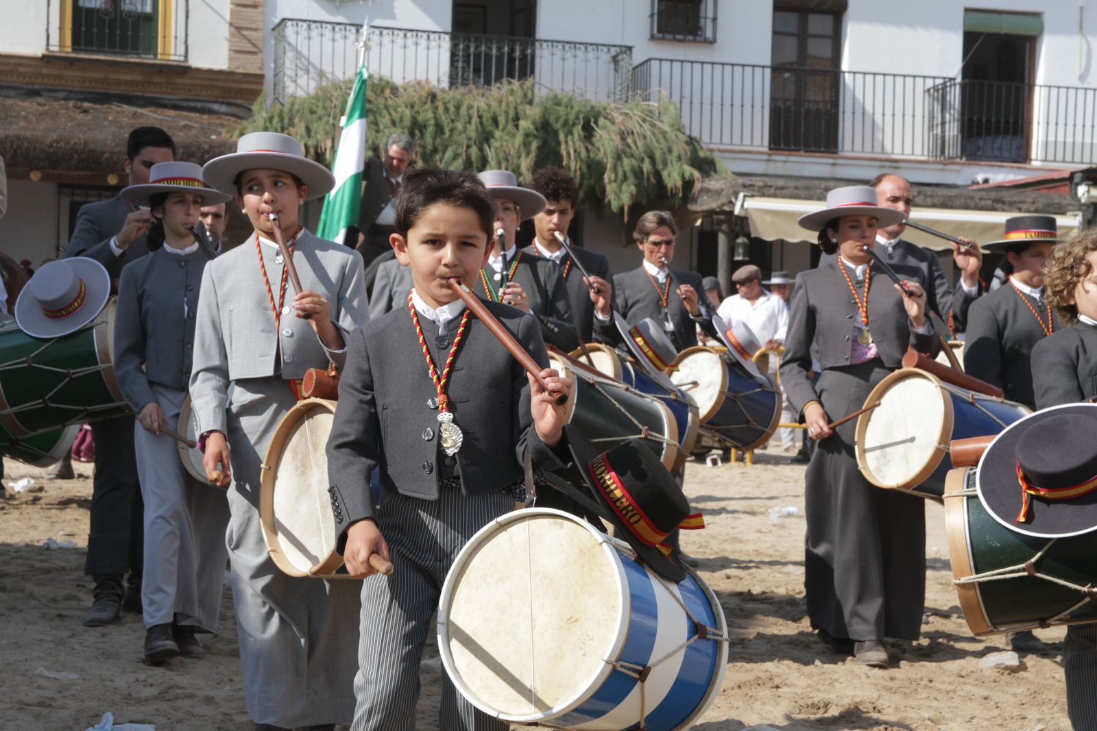 Imágenes de la presentación de la Hermandad de Emigrantes