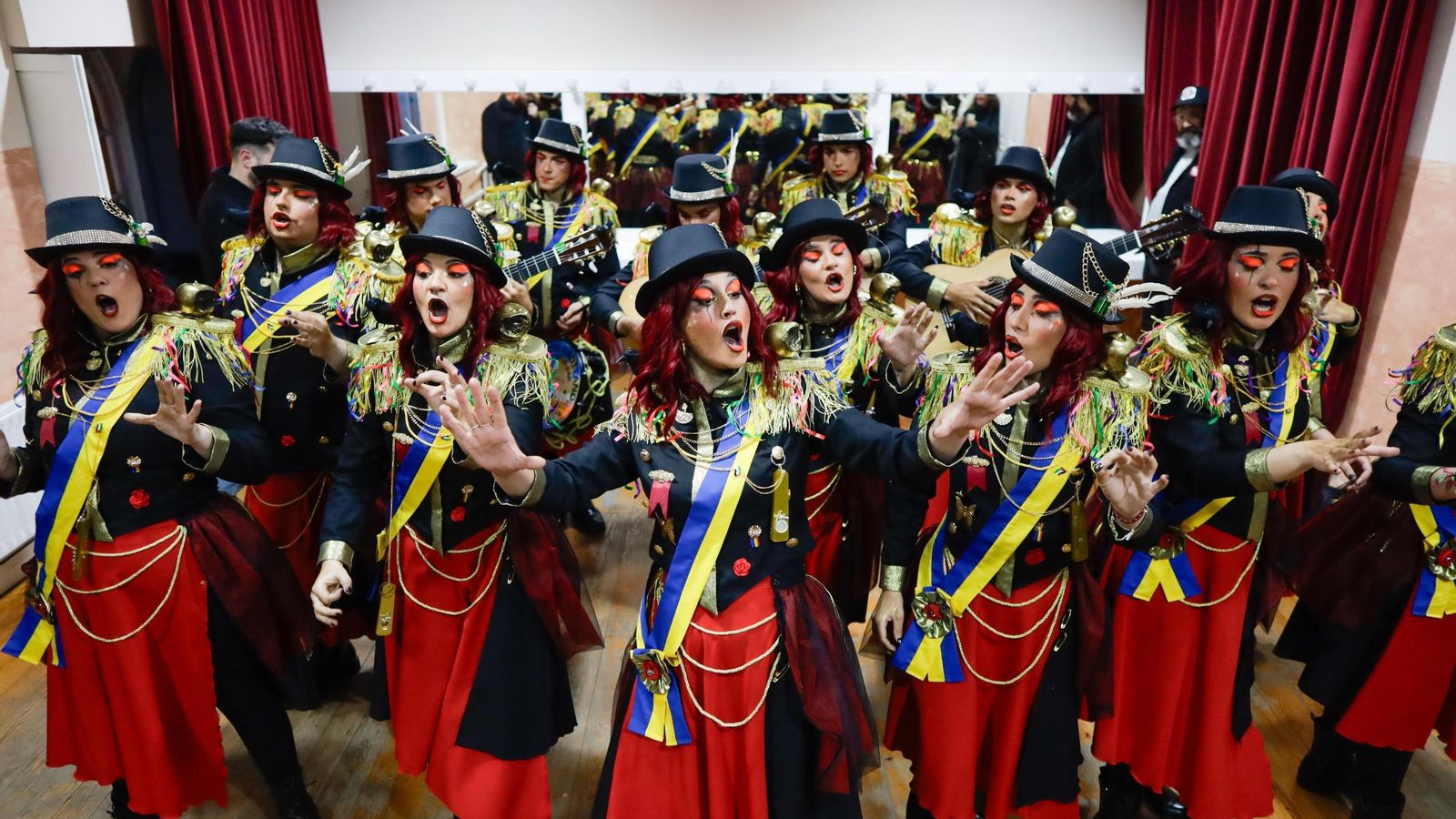 Búscate entre las mejores imágenes de la segunda sesión de cuartos de final del COAC 2025