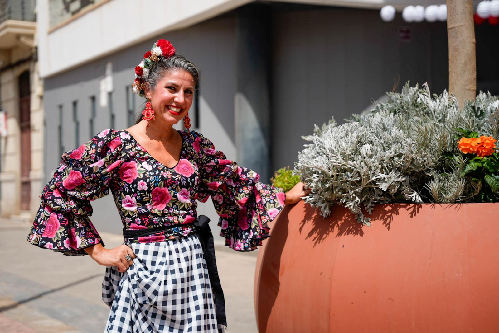 Los almerienses disfrutan del miércoles en la feria de día