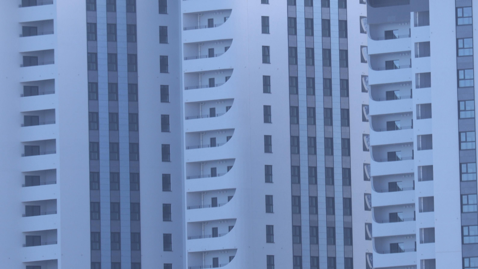 Las fotos de las torres en la cara este del peñón de Gibraltar llamada Hassan Centenary Terraces