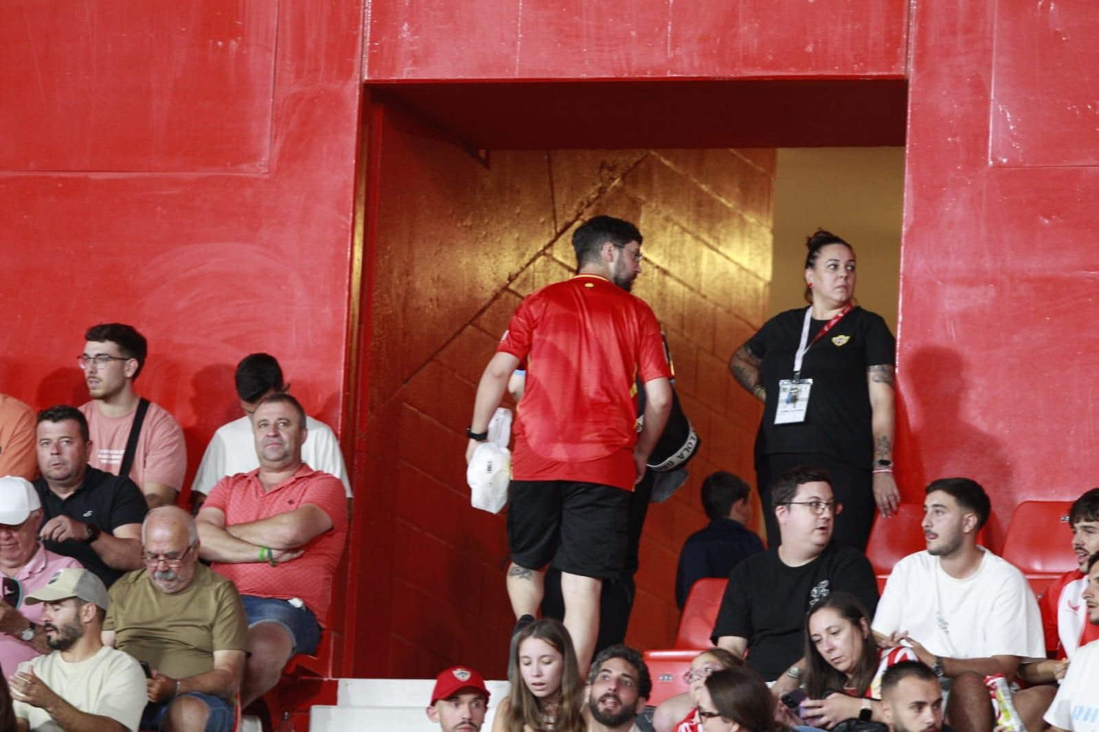 Los seguidores rojiblancos vienen de un año para olvidar que no quieren revivir de nuevo