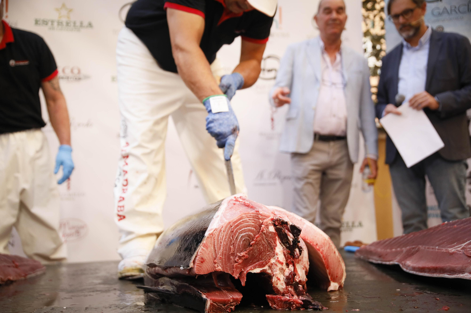 El ronqueo del atún en el Espacio Gatronómico Tony García, en imágenes