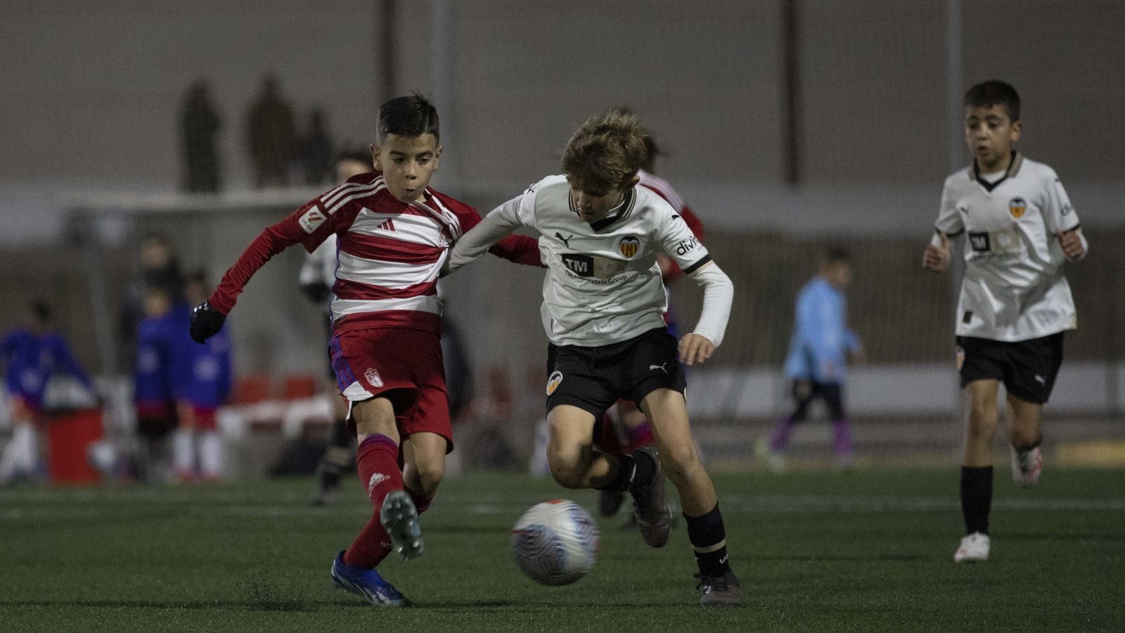 El Granada CF se vio superado por el Valencia.