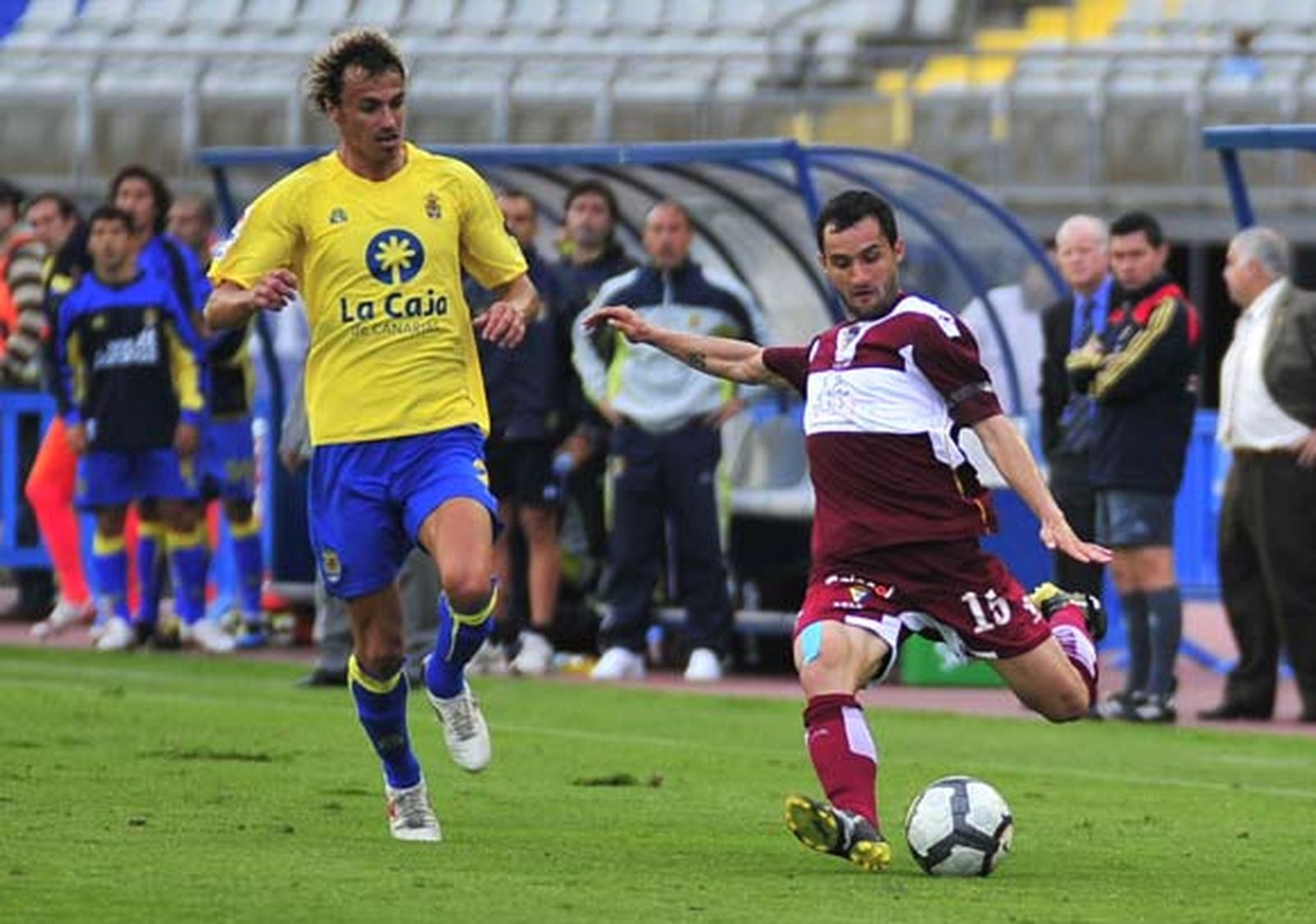 La UD Las Palmas y el Cádiz firmaron tablas en un discreto partido (1-1) que deja a los de Víctor Espárrago en puestos de descenso

Foto: LOF