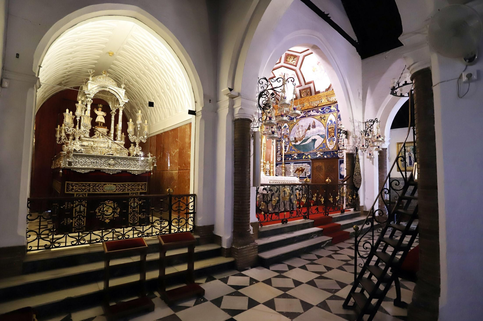 Aspecto que presentaba este viernes el Santuario de la Cinta.