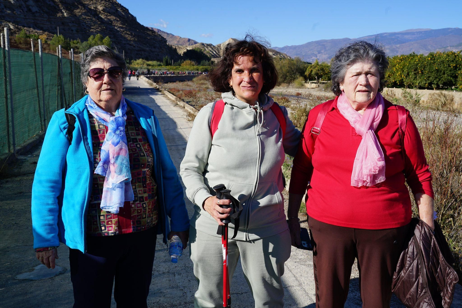 Un centenar de mayores de Vícar recorren la Alpujarra durante su olimpiada