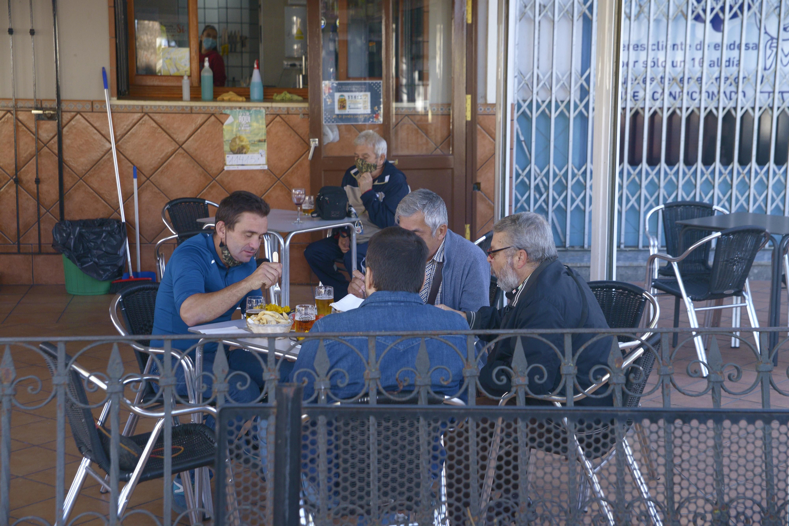 Fotos de ambiente en las calles de San Roque
