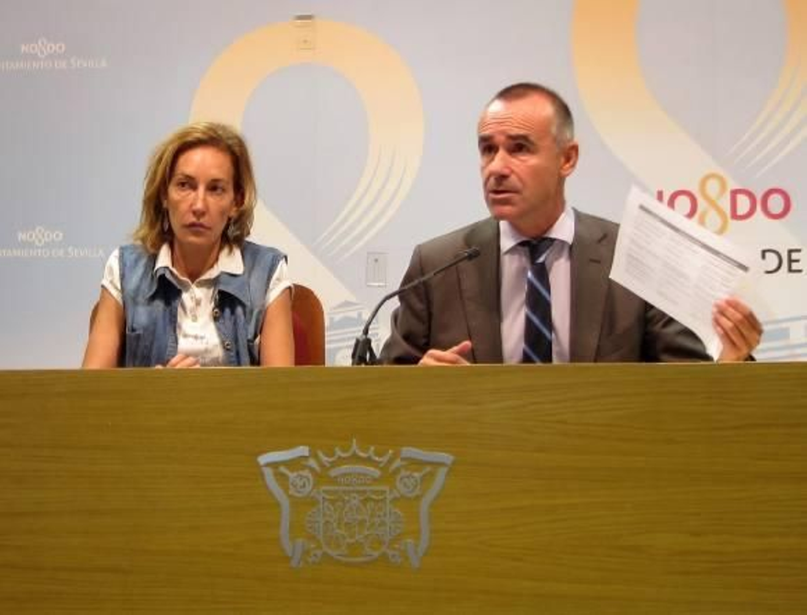 El PSOE pide derogar el plan de ajuste por su "agresión fiscal"