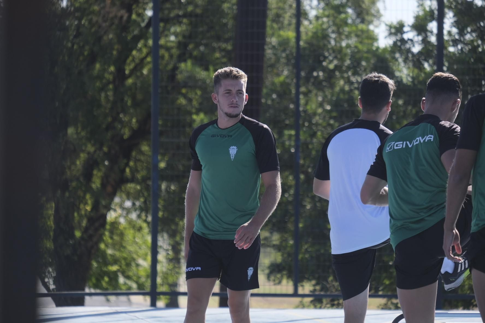 El entrenamiento del Córdoba CF en el parque de la Asomadilla, en imágenes