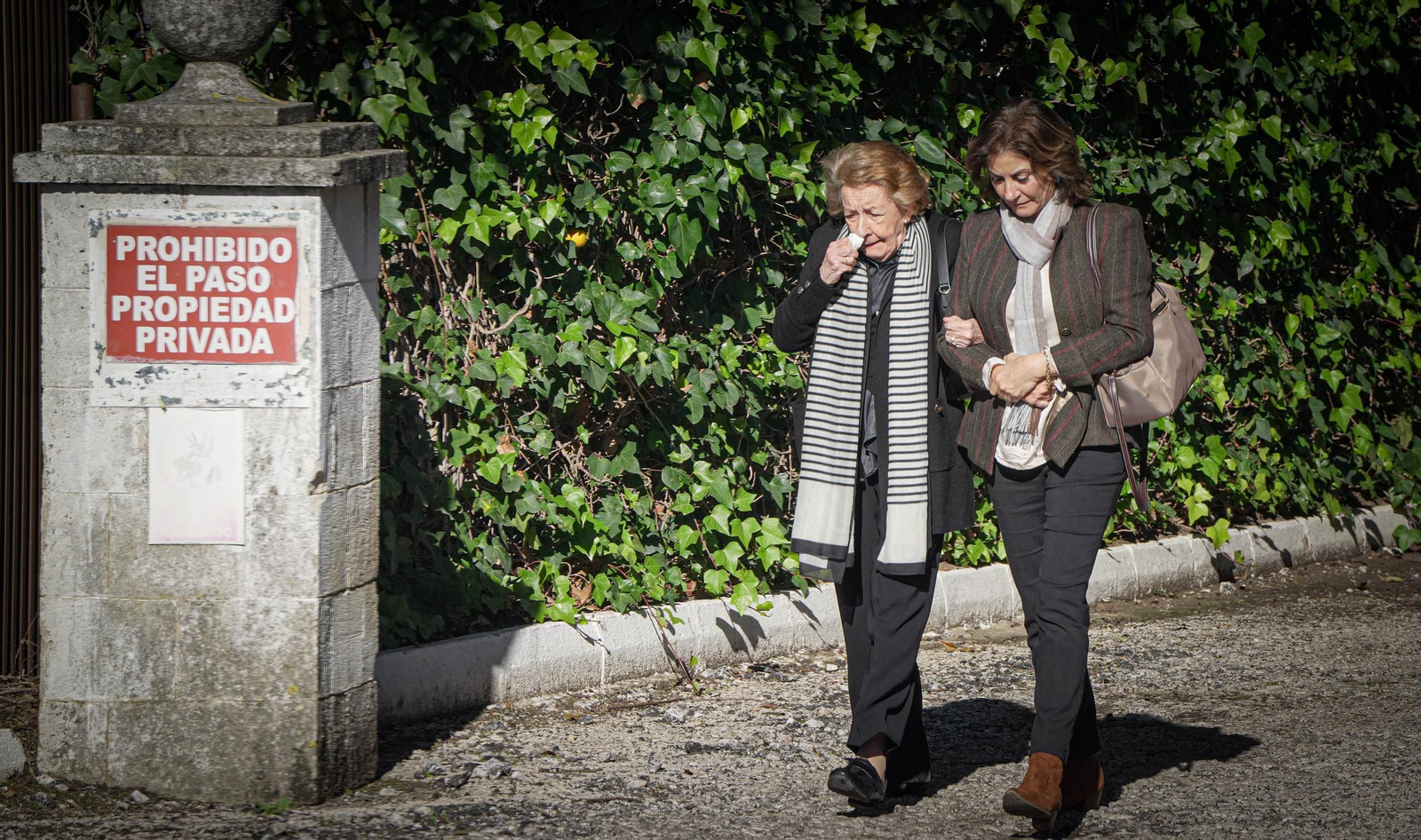 Familiares y amigos despiden a Álvaro Domecq en su casa de Jerez
