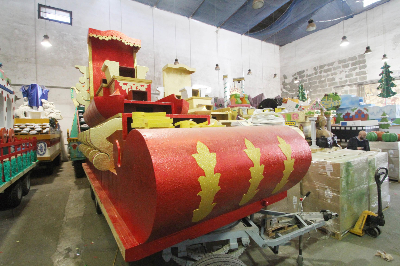 Preparativos de la Cabalgata de Reyes Magos.