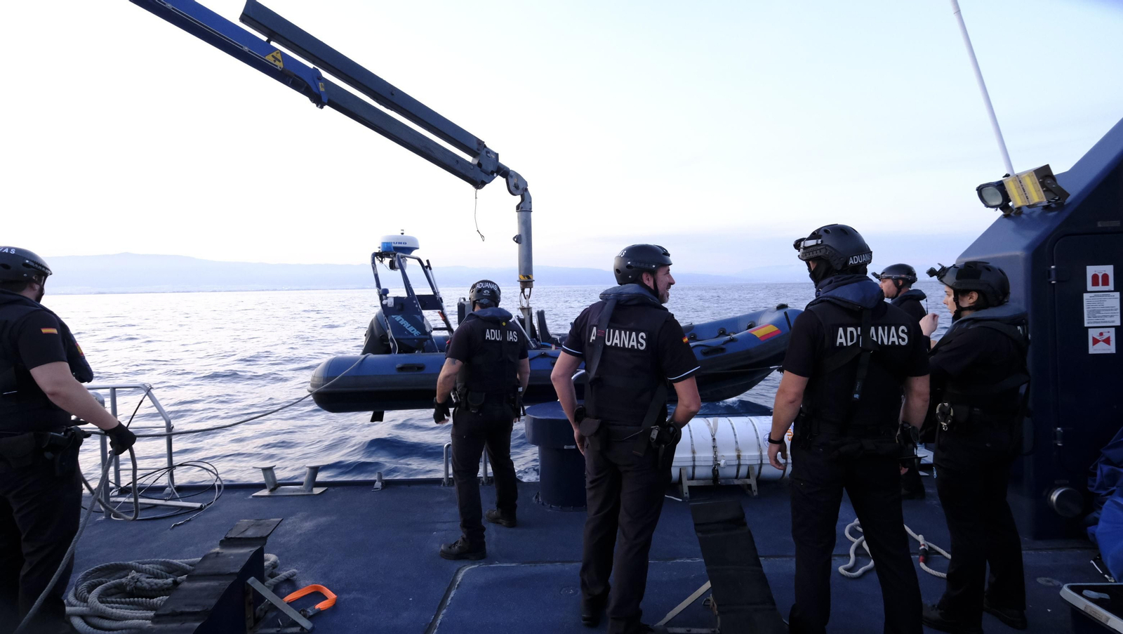 Imágenes de la vigilancia de la Agencia Tributaria en el mar