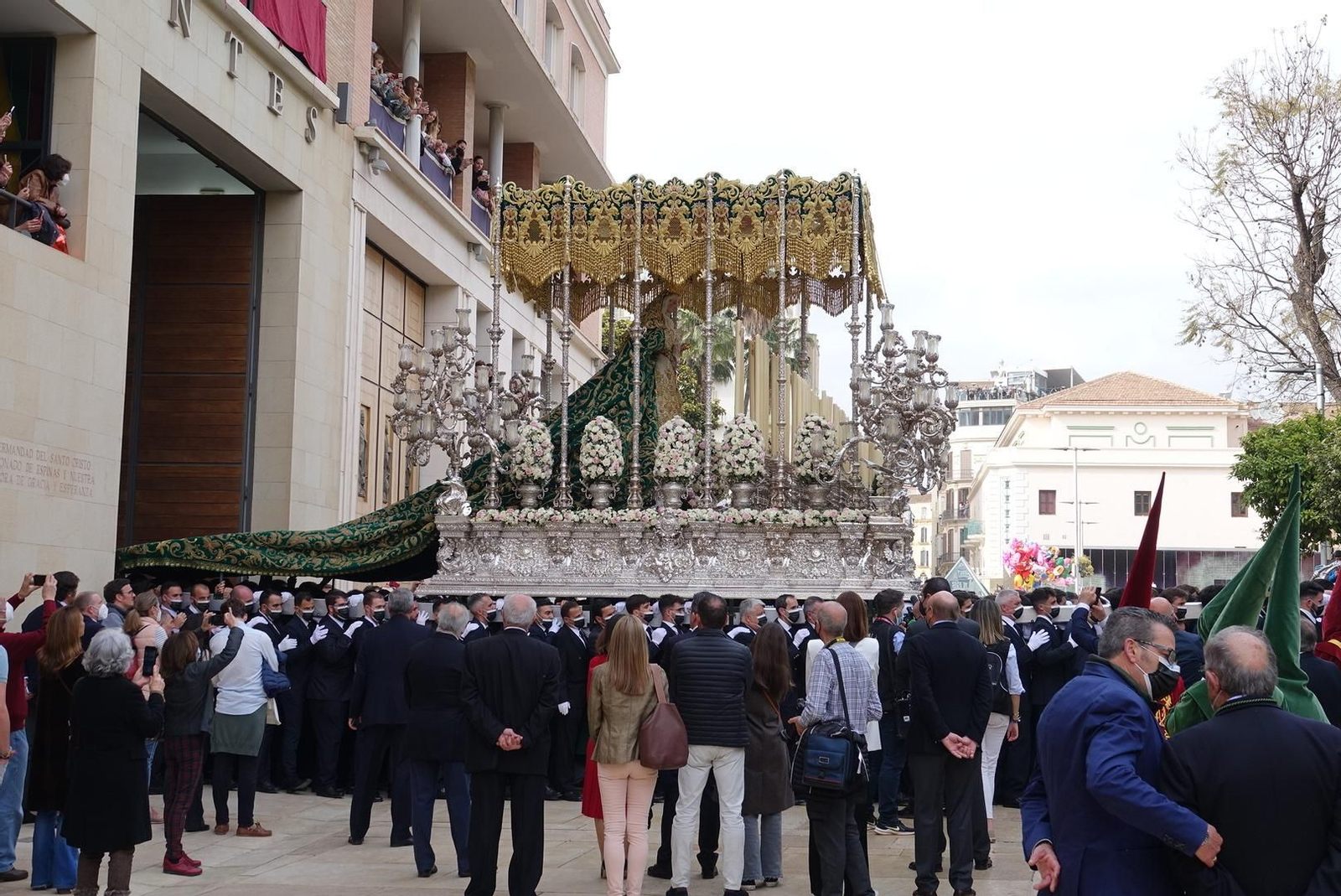 Las fotos de Estudiantes, en el Lunes Santo de Málaga