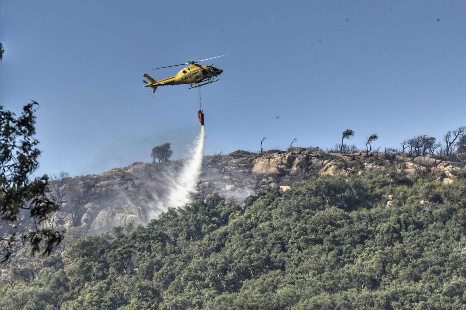 Las fotos del incendio de la Sierra del Arca, San Roque