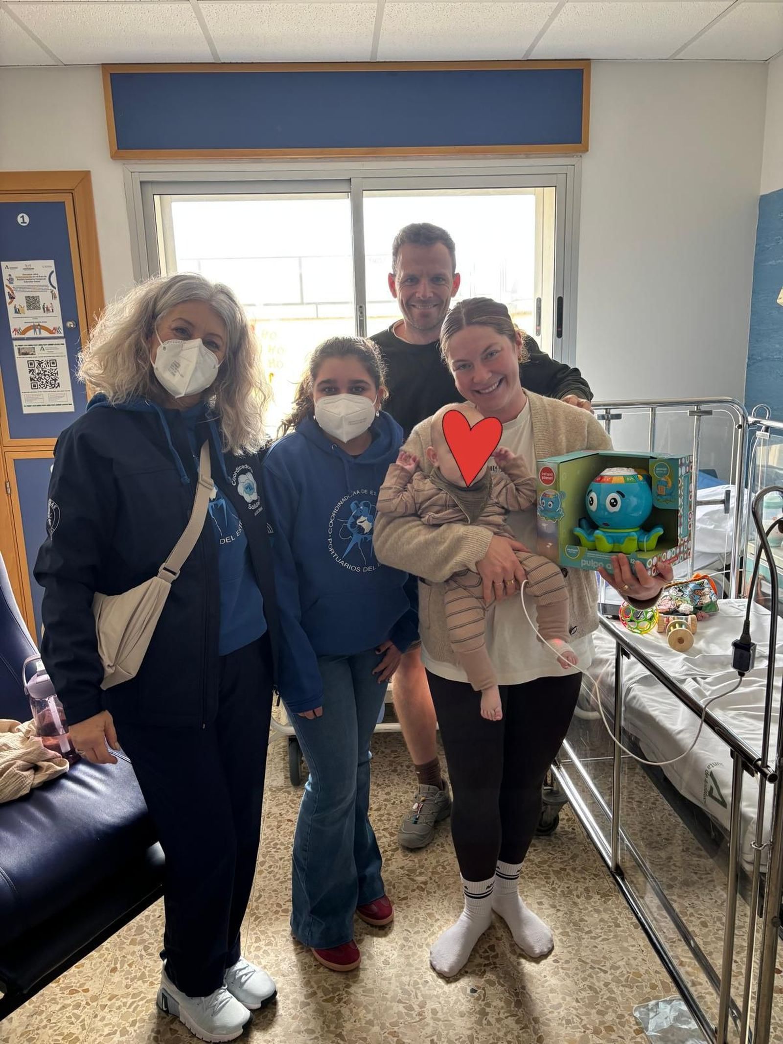 La Coordinadora Solidaria de los Puertos, con Pediatría.