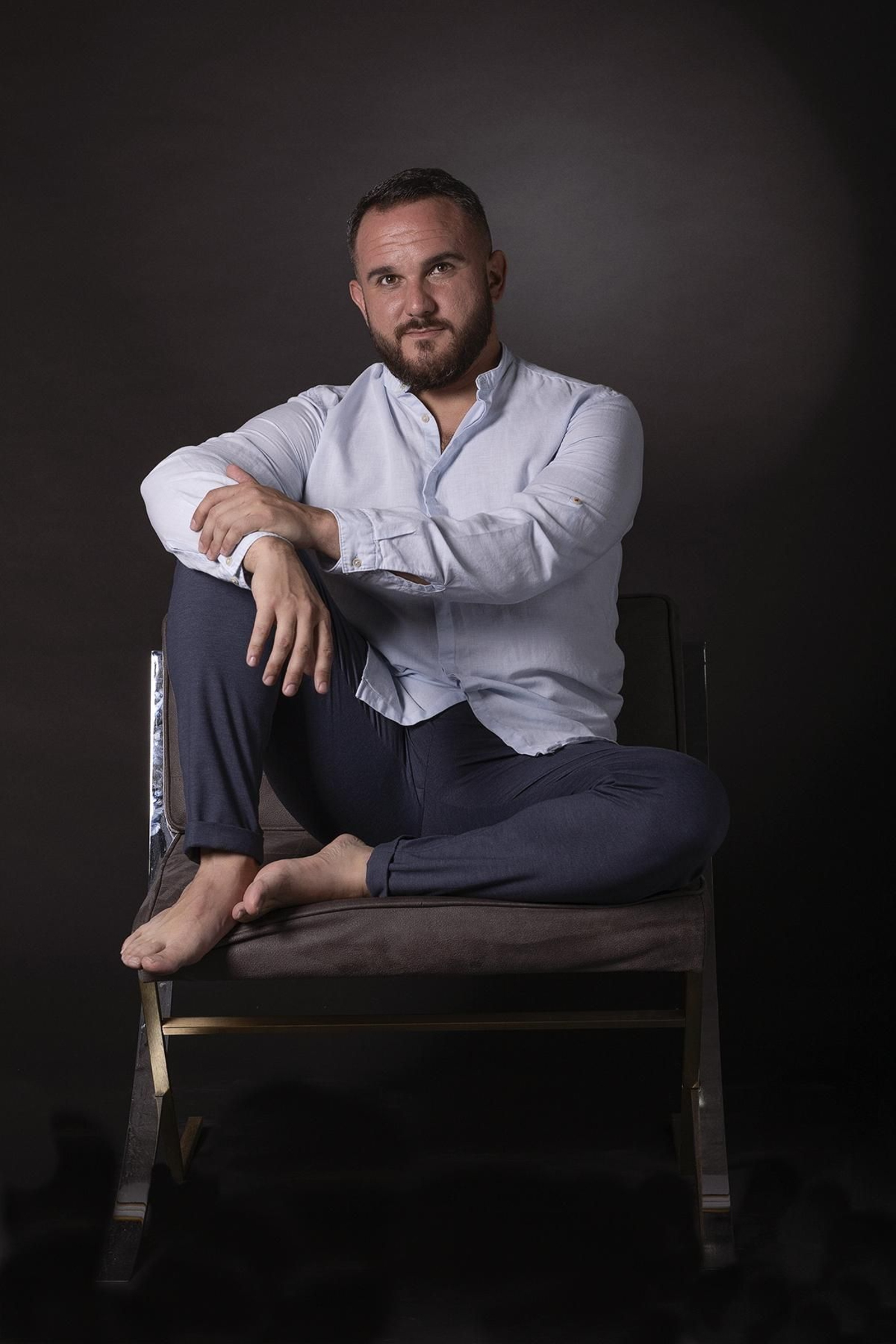 El granadino Moises Marín gana el premio Cantante Revelación que concede los Amigos de la Ópera de Valencia