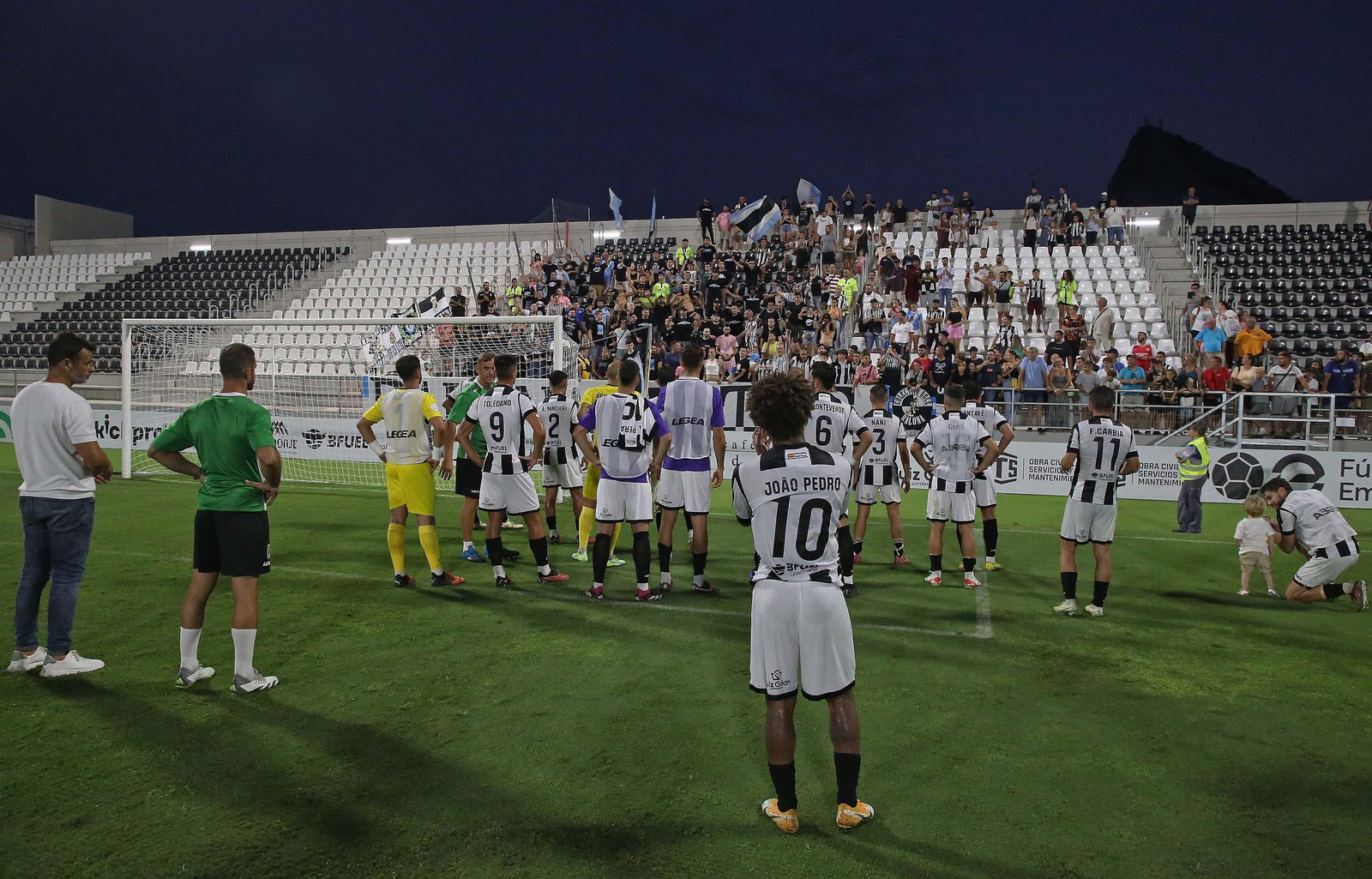 Las mejores fotos del Balona - Betis Deportivo en el nuevo estadio Ciudad de La Línea