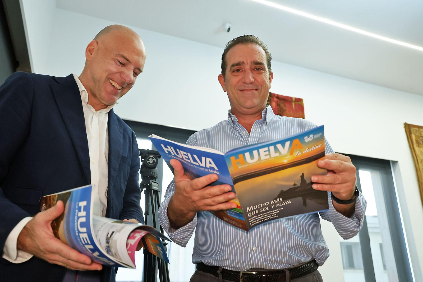 Imágenes de la presentación de la revista de Turismo "Huelva Tu Destino"