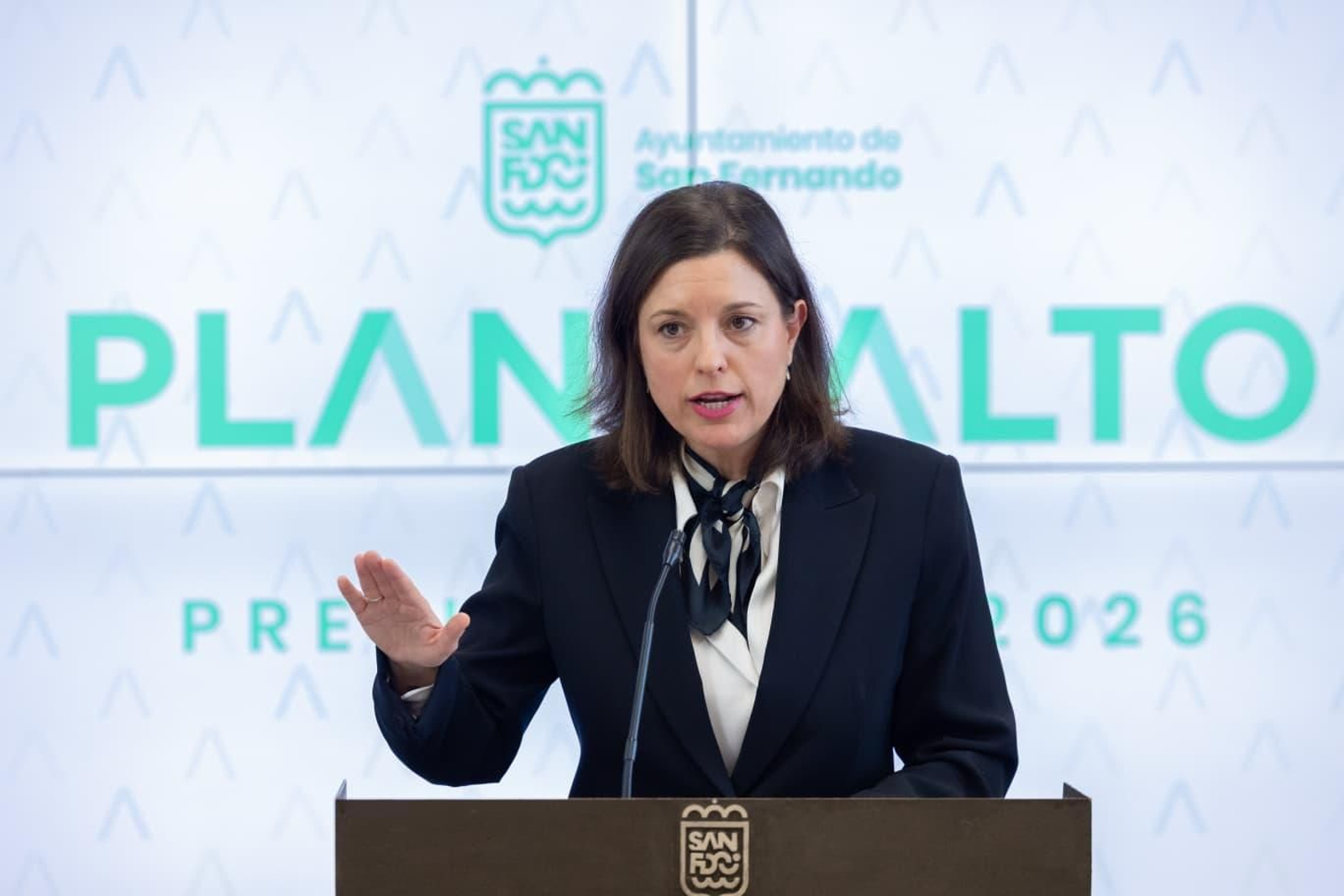 La alcaldesa de San Fernando, Patricia Cavada, durante la presentación de los presupuestos de 2026