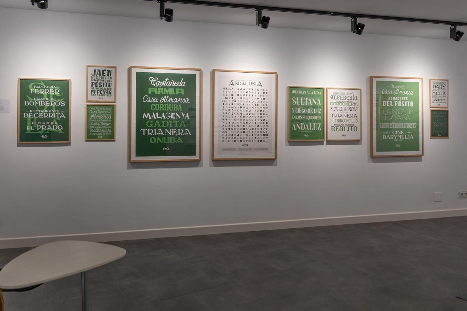 Todo lo que siempre quisiste saber sobre la tipografía andaluza en esta exposición de Carlos Campos que puedes ver en la Escuela de Arte José Nogué