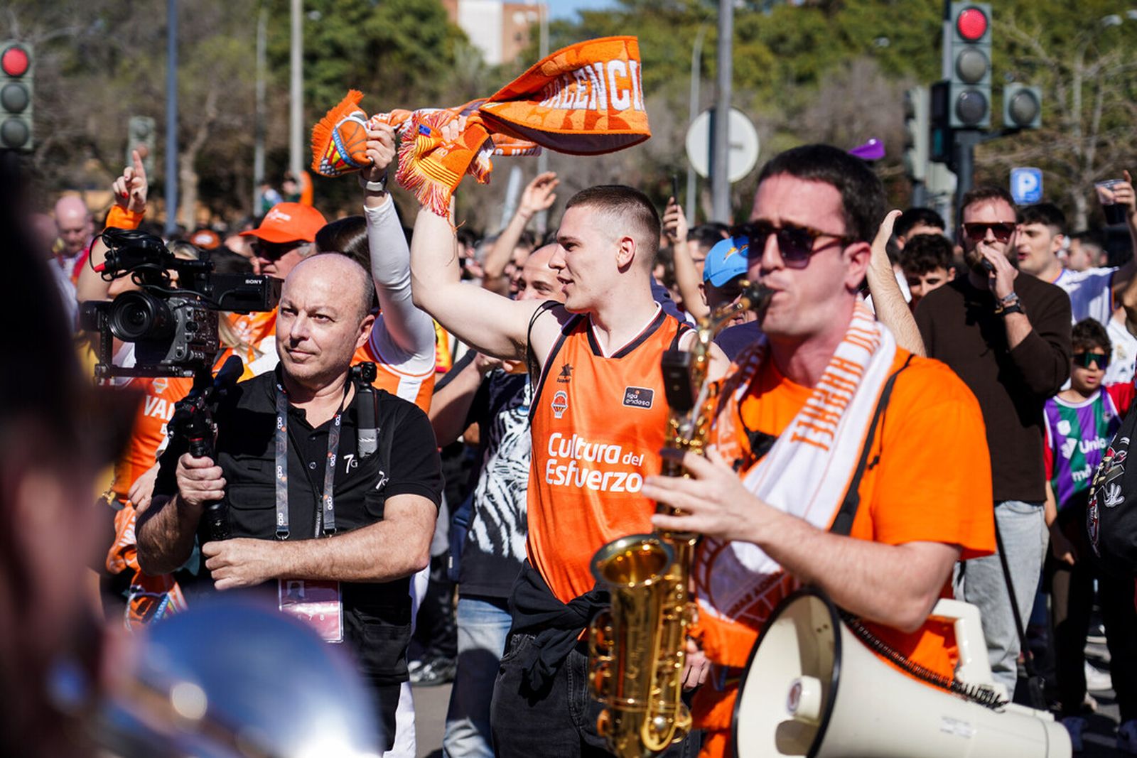Las fotos del encuentro de aficiones de la Copa del Rey de Valencia