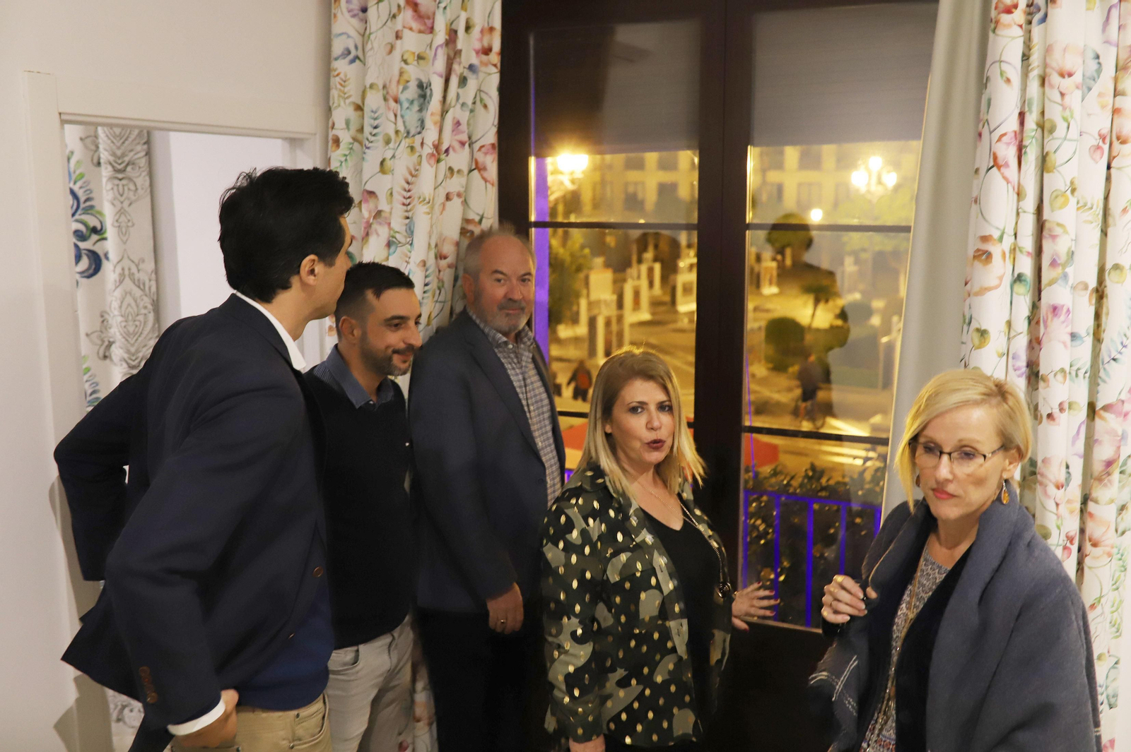 Inaguración de apartamentos turísticos en el Arenal