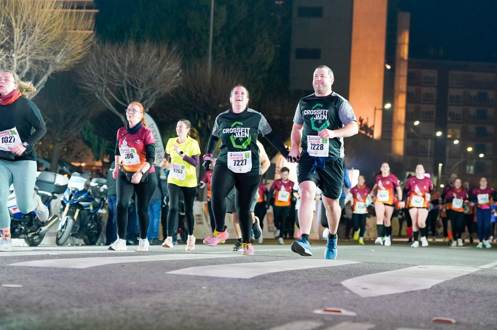 En imágenes: búscate en tu llegada a meta de la Carrera de San Antón 2026 (4)