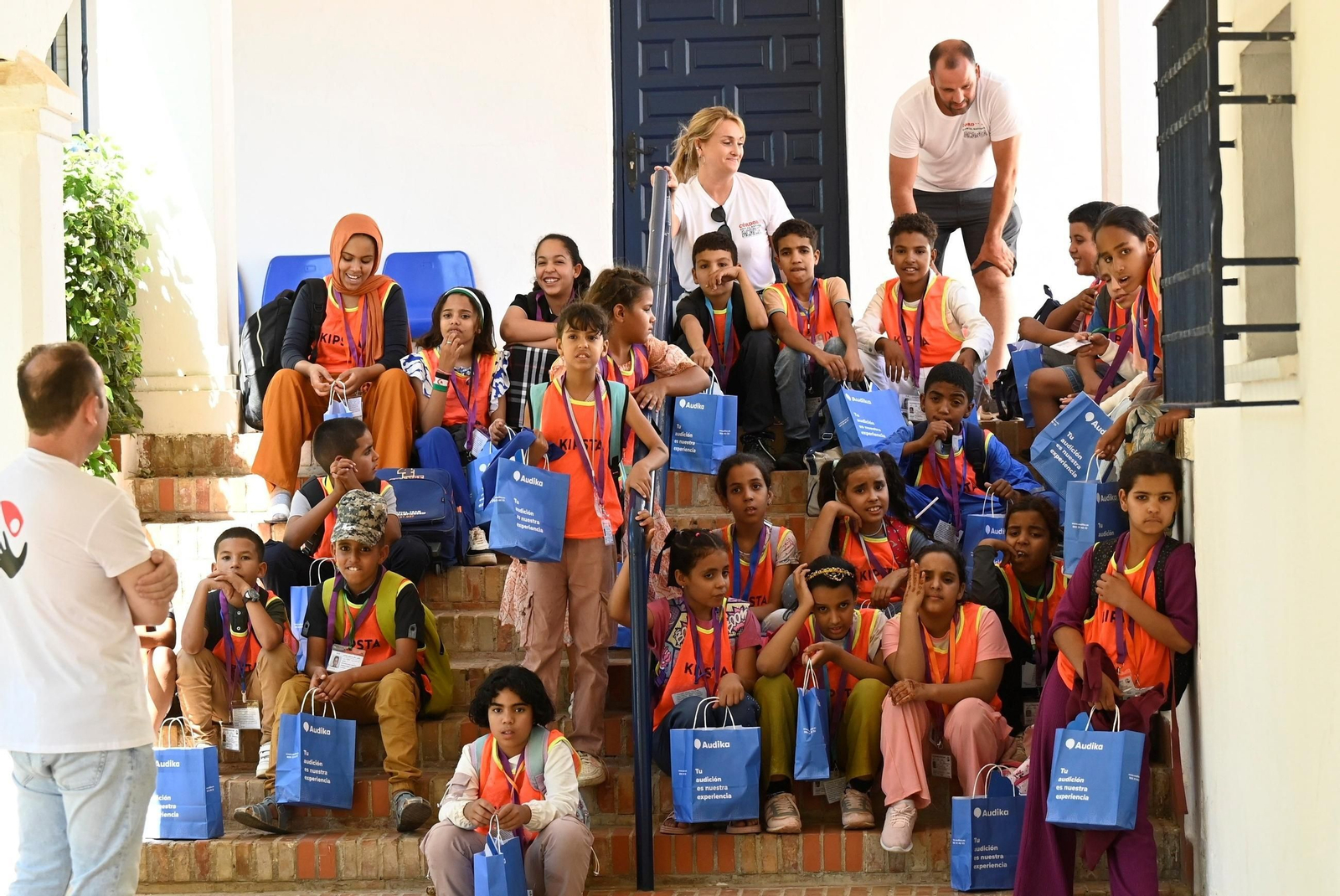 La llegada de los niños saharauis a Córdoba, en imágenes